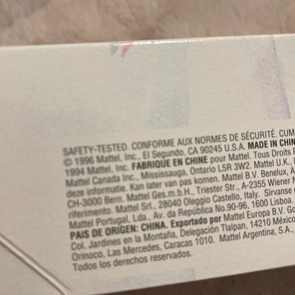 NRFB Vintage AVON ~ Spring Petals Barbie 💐 - Picture 9 of 12